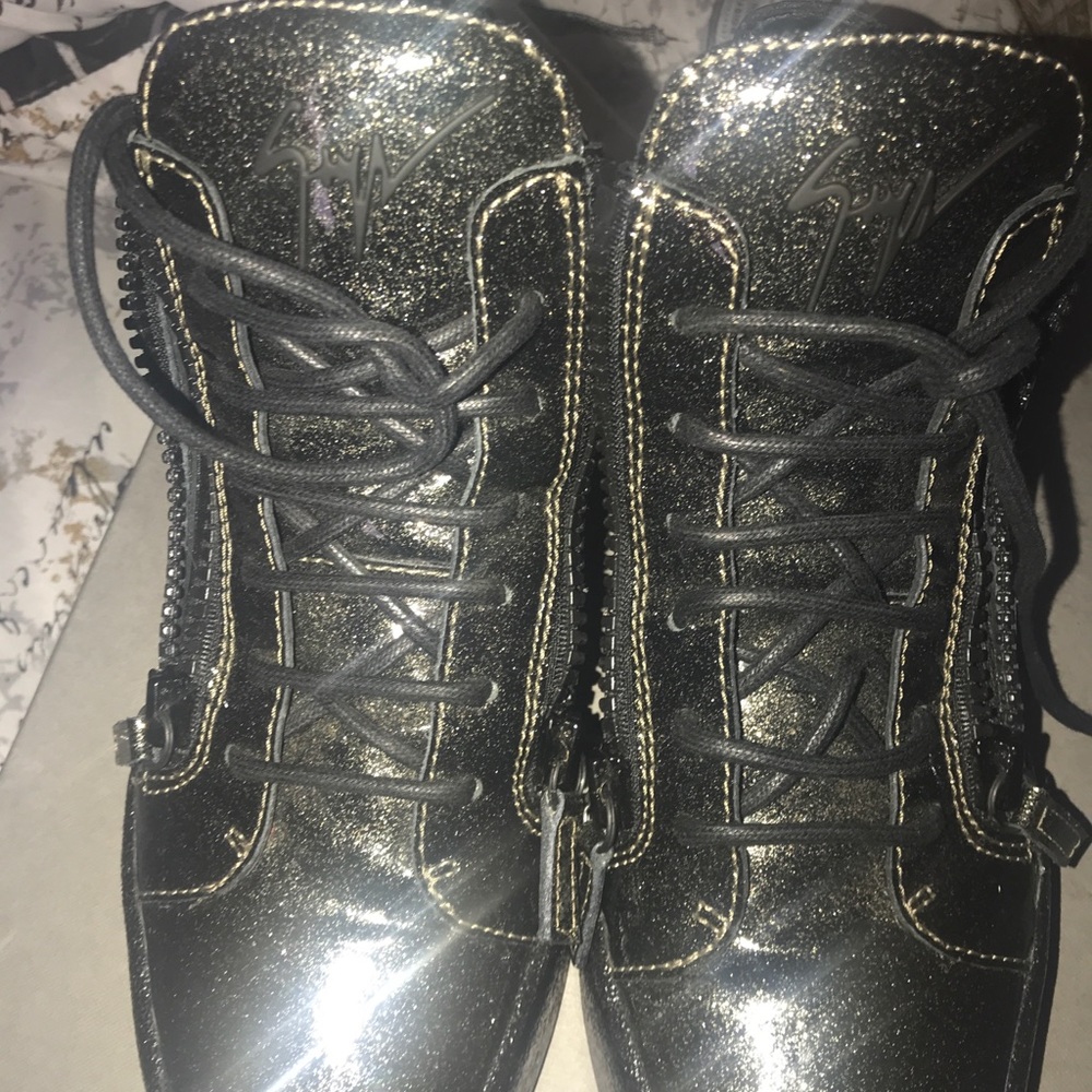 Giuseppe - Picture 6 of 8
